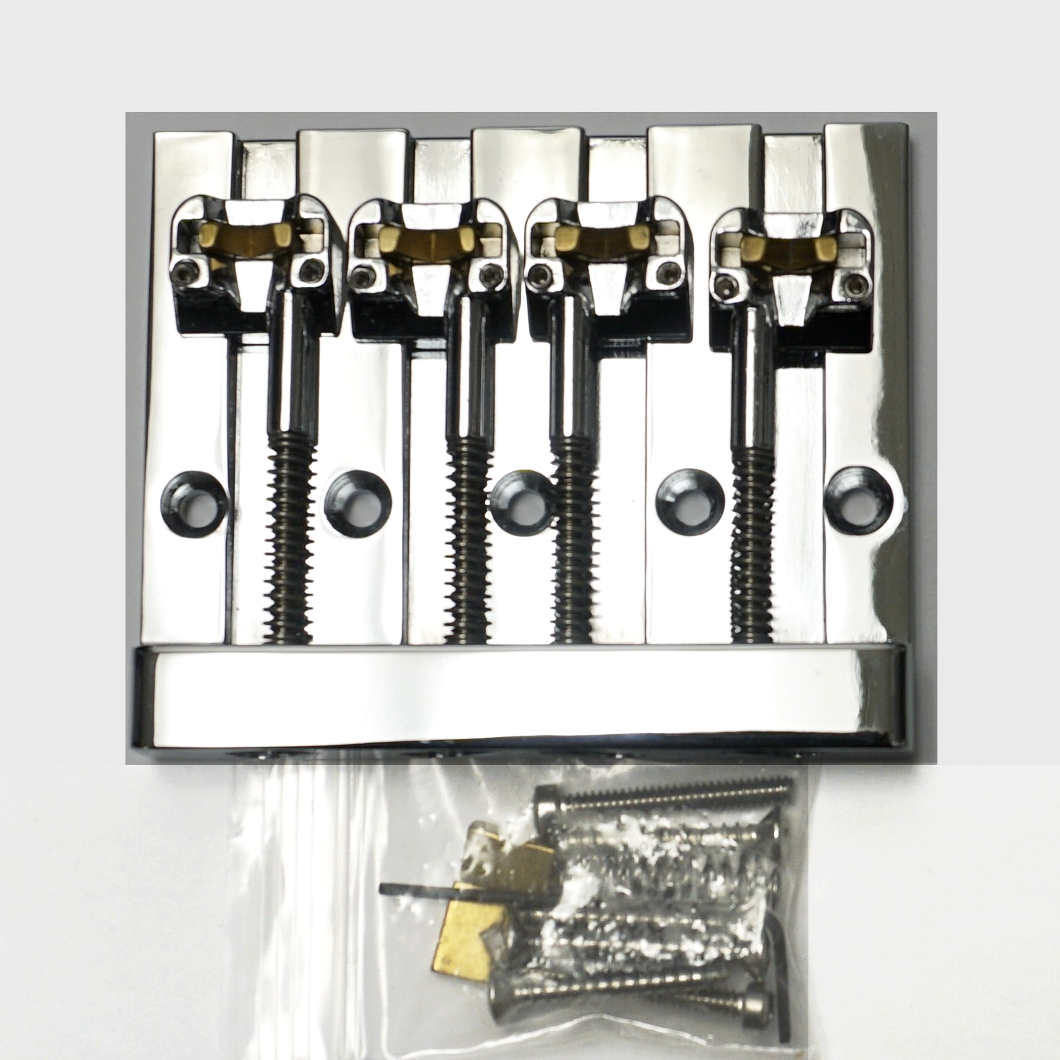 ベース HIP SHOT KickAss Bass Bridge Chrome s-l640.jpg