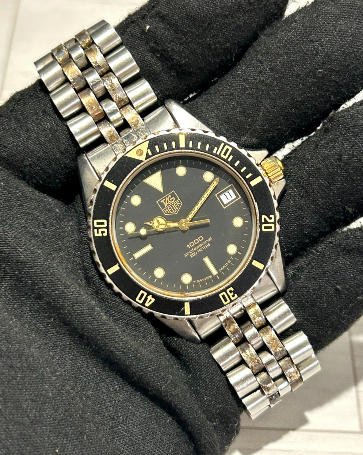 Tag Heuer Professional 1000 Quartz 980.020 Men's Wacth 37mm b238