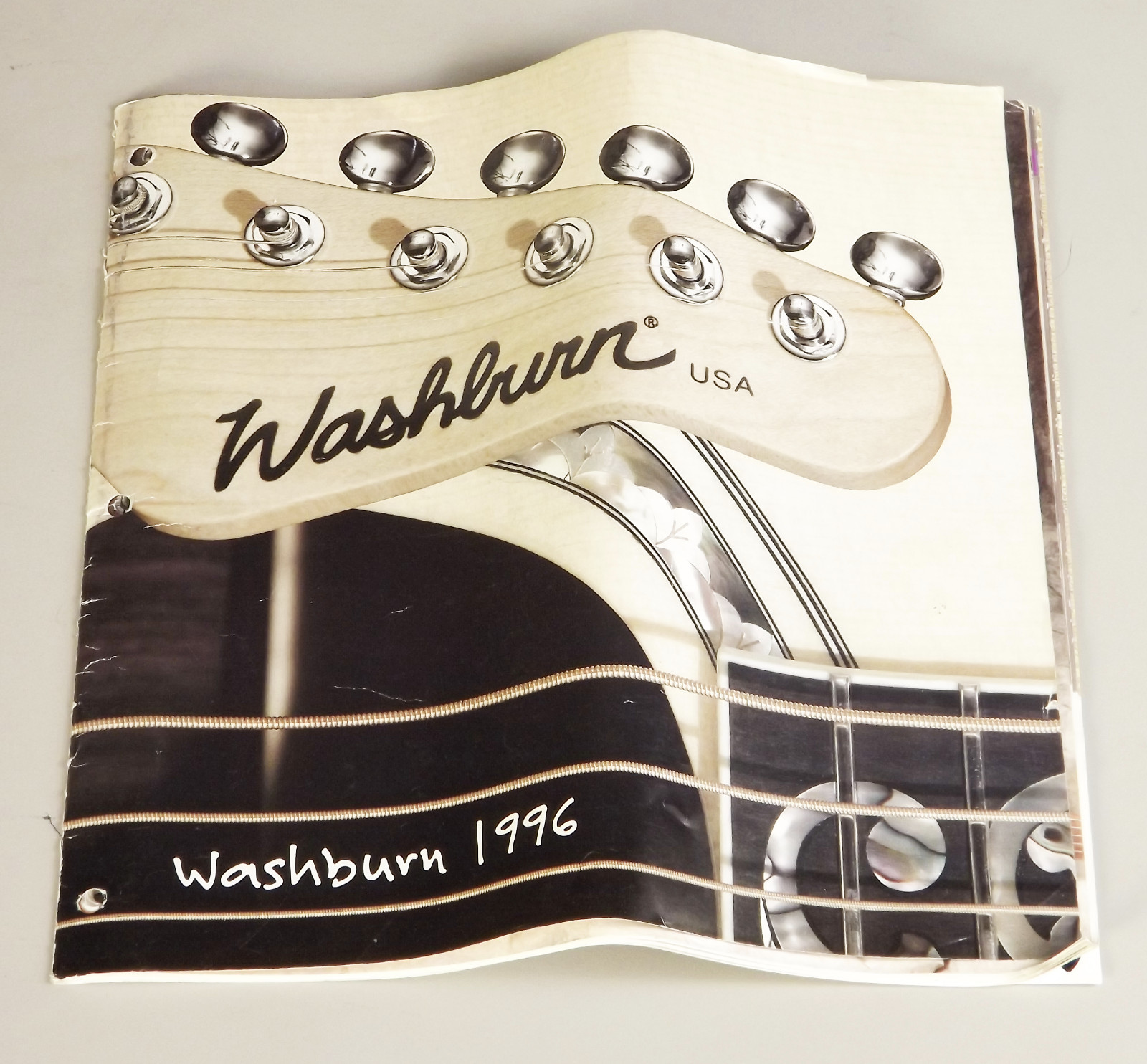4 Vintage Washburn Guitar Catalogs