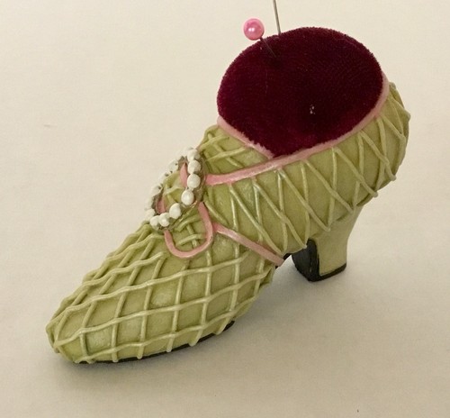 Miniature High Heeled Shoe Velvet Pin Cushion Sewing Crafts