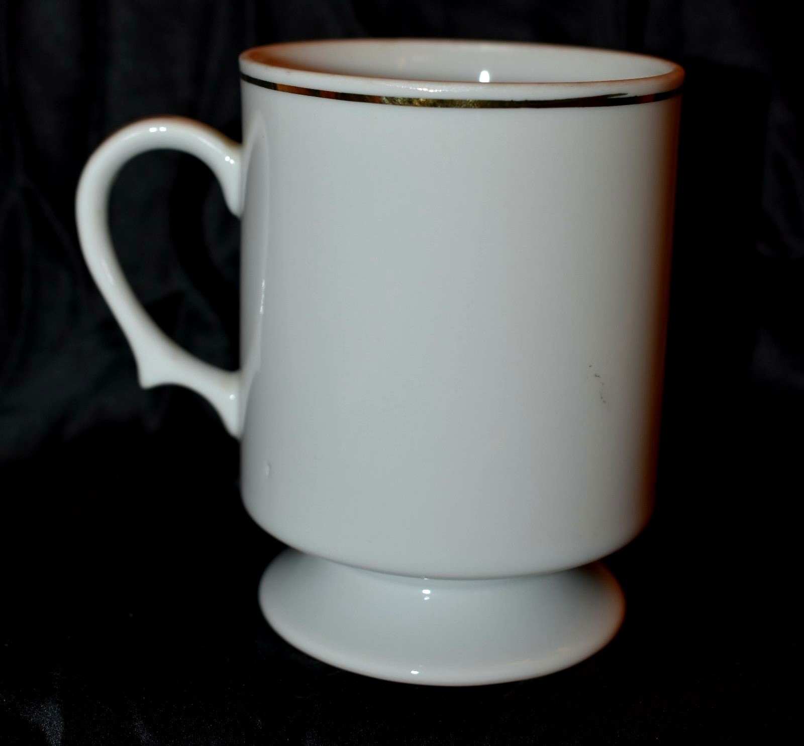 1984 World's Fair Coffee Cup Mug Porcelain Souvenir  3.75 in. tall made in Japan