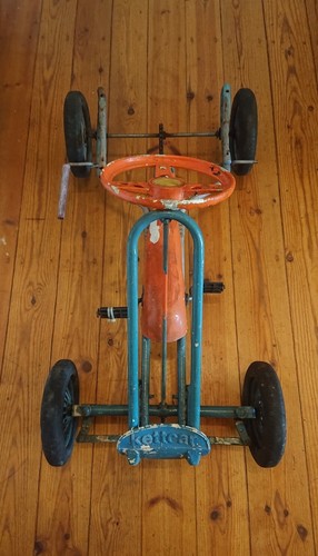 Kettcar 70er Jahre Requisite Dekoration Vintage Retro Vollgummi Pneumant 
