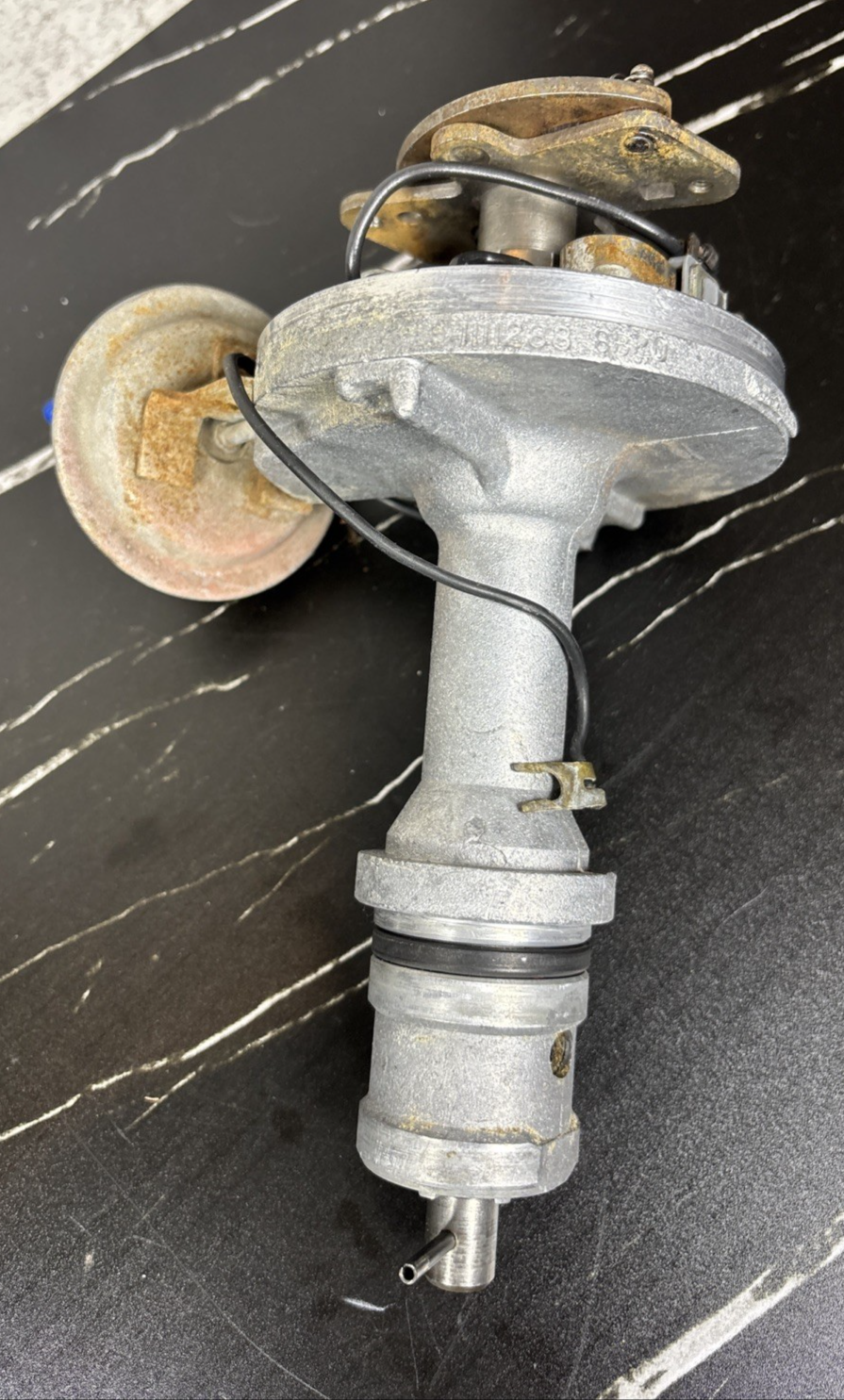 VTG Delco Oldsmobile 455 Distributor 1111288 8B20 - Feb 20