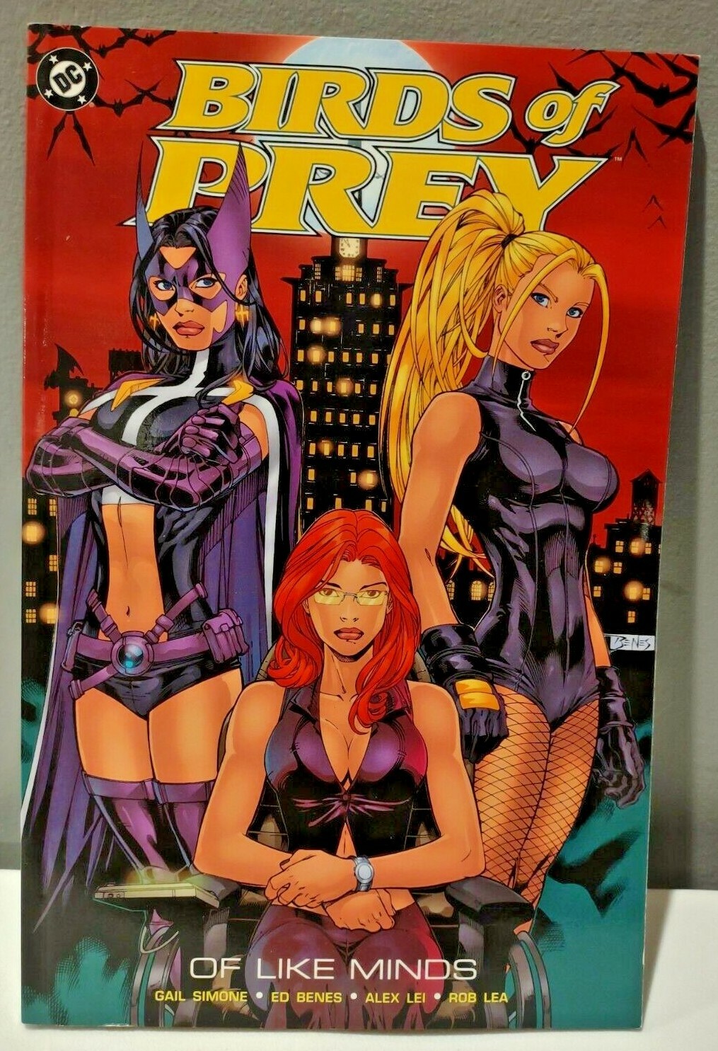 洋書 Birds of Prey (Gail Simone run) complete Amazon.com: Birds of Prey: End Run: 9781401231323: Simone