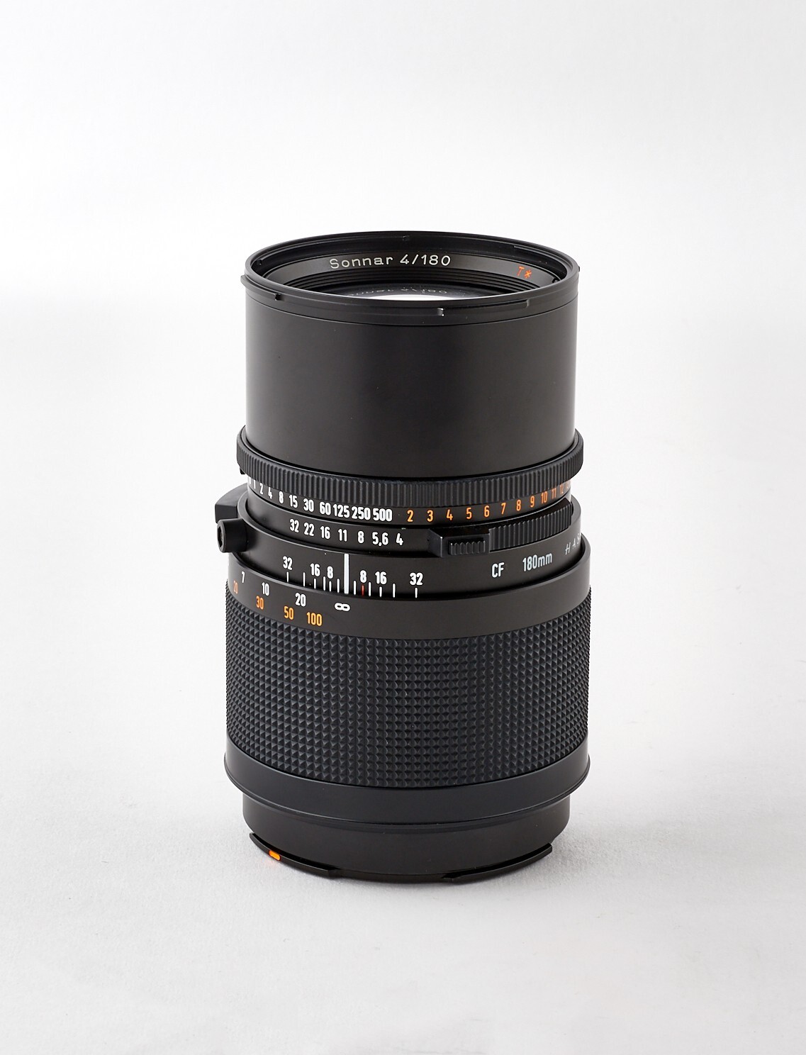 Carl zeiss sonnar  180㎜ F4.8 Carl Zeiss Sonnar T* 180mm F/4 CF | LENS-DB.COM