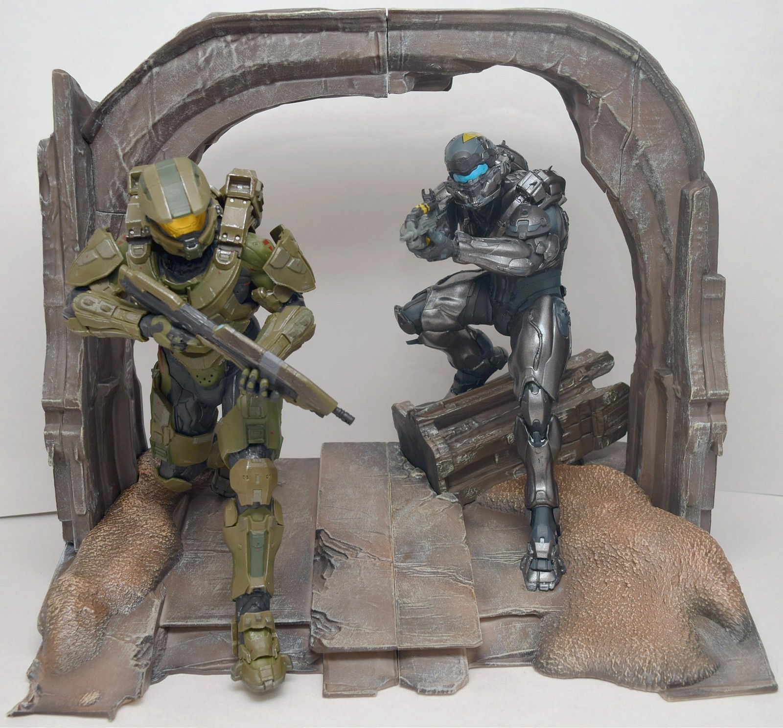 NEW XBox-1 Halo 5 Guardians Collector's Master Chief Spartan Locke Statue Figure | eBay
