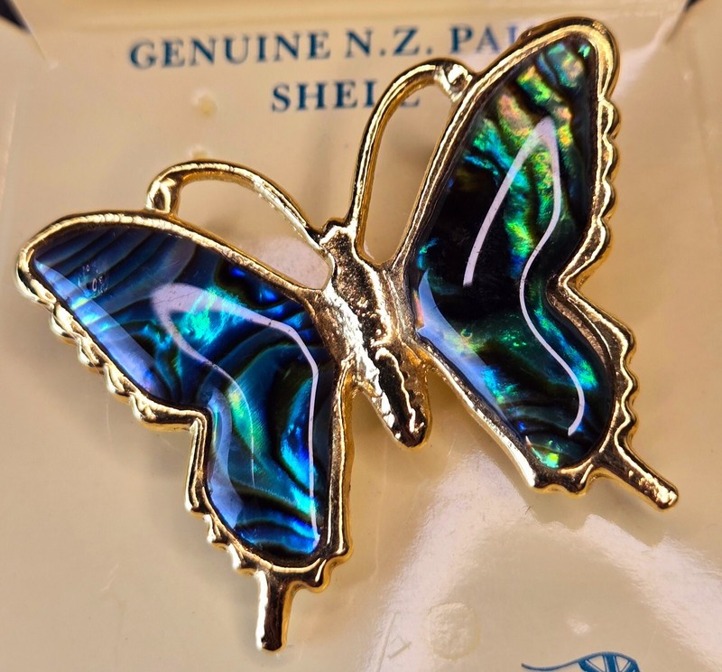 Vintage Genuine New Zealand Paua Shell Butterfly Brooch Gold Tone