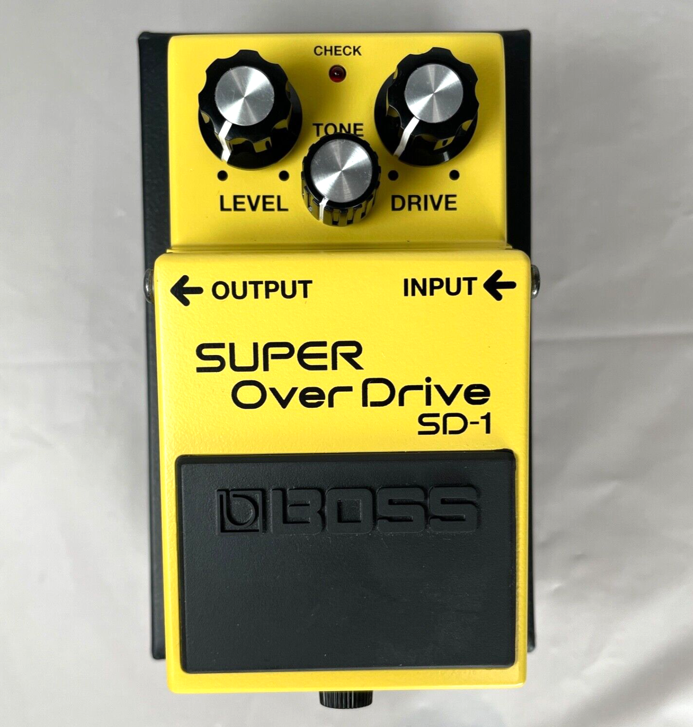 BOSS SD-1 【Super OverDrive】新同 3mシールド 電池付 s-l400.jpg