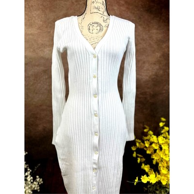 Pre-owned Lita By Ciara Icon Rib V Neck Cardigan Button Front Midi Dress - White - Size M