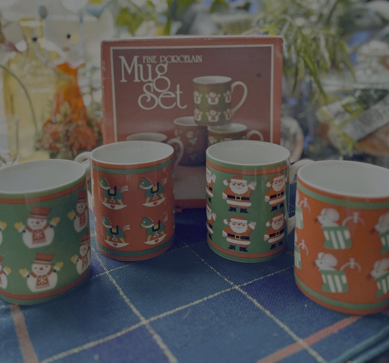 Vintage Joyeux Noël Stoneware Christmas Mugs-Set Of 4-New In Box