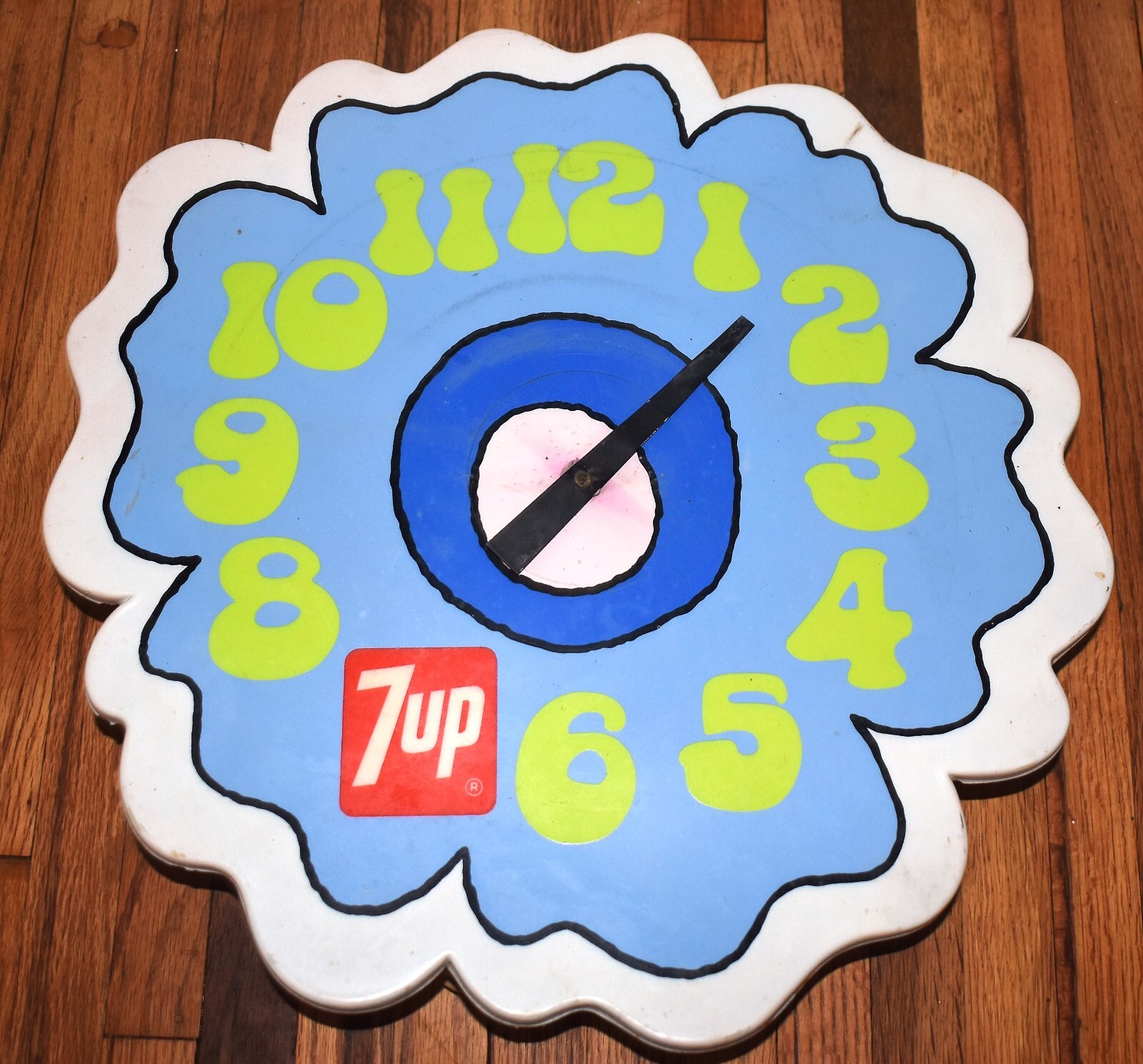 Vintage 7 up Soda Pop Peter Max Like Retro Hippy Advertising Vintage 7 up Soda Pop Peter Max Like Retro Hippy Advertising