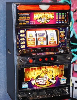 Slot Machine BULLDOG Skill Stop Excellent Condition Barks and Growls