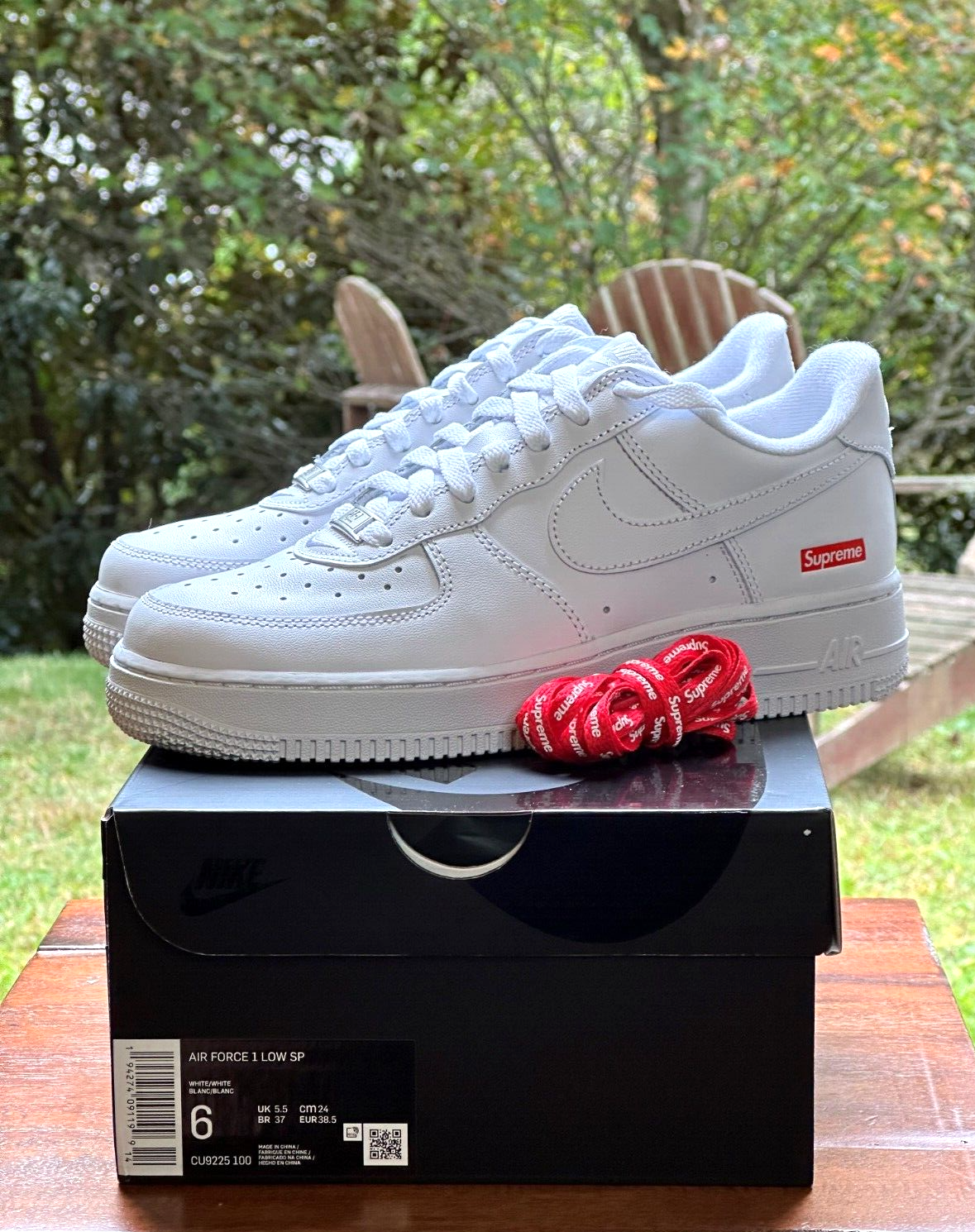 靴 supreme air force 1 af1 25.5 white Supreme x Nike Air Force 1 Low White - Pełna rozmiarówka – HYPESOLE
