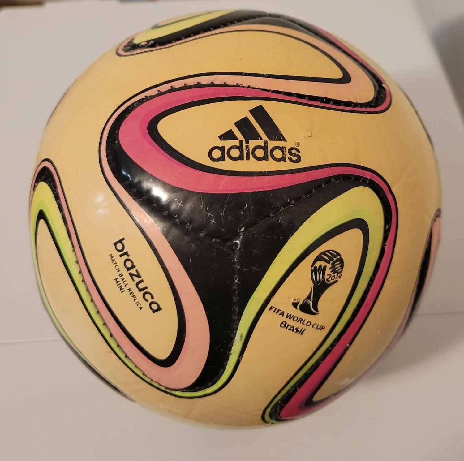 Adidas Brazuca FIFA World Cup Mini Ball 2014 Brasil 