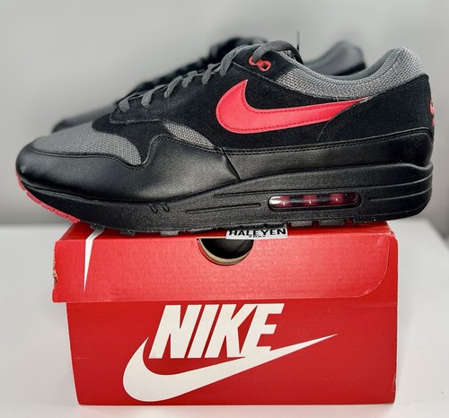 ナイキ エア マックス プラスnike BLACK/UNIVERSITY RED Air Max Plus 'Black University Red' - Nike - DM0032 004