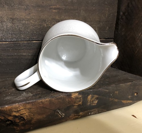 Vintage Replacement Carlion Fine China Plymouth Pattern 303 Creamer