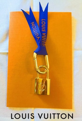 NEW AUTHENTIC LOUIS VUITTON GOLD LOCK EXTENDER 612 CARABINER KEYCHAIN BAG CHARM
