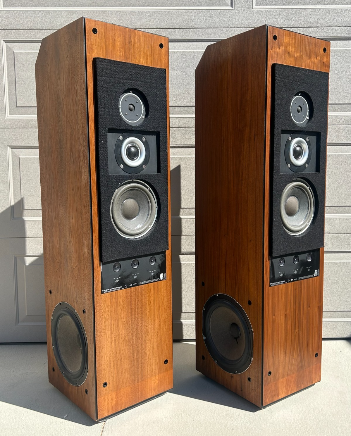 スピーカー・ウーファー ACOUSTIC RESEACH AR9 Revisiting the Acoustic Research AR9 4-Way Legendary Loudspeaker