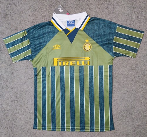 ウェア Inter Milan 95/96 Away Uniform Inter Milan 1995/96 Away Zanetti #4 Rare Retro Football