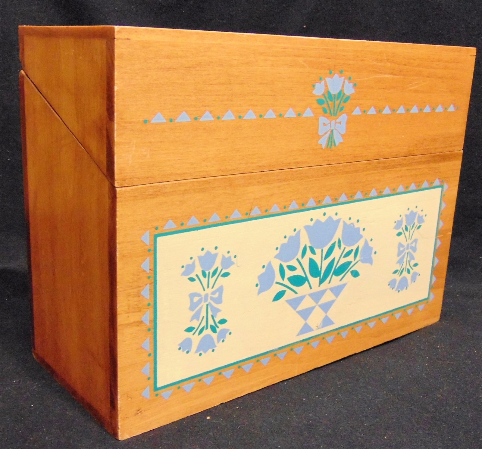 Vintage Wooden Recipe Box American Greetings 1987