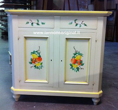 CREDENZA CUCINA  IN LEGNO DIPINTA A MANO LACCATA CON DECORI PERSONALIZZABILE
