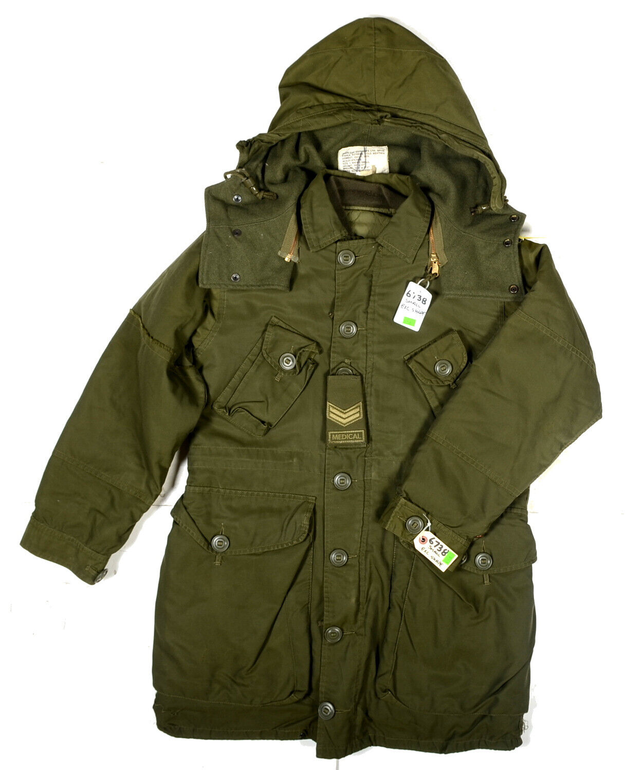 CANADIAN ARMY ARCTIC WINTER PARKA - 6738 - SHORT SMALL CANADIAN ARMY ARCTIC WINTER PARKA - 6738 - SHORT SMALL