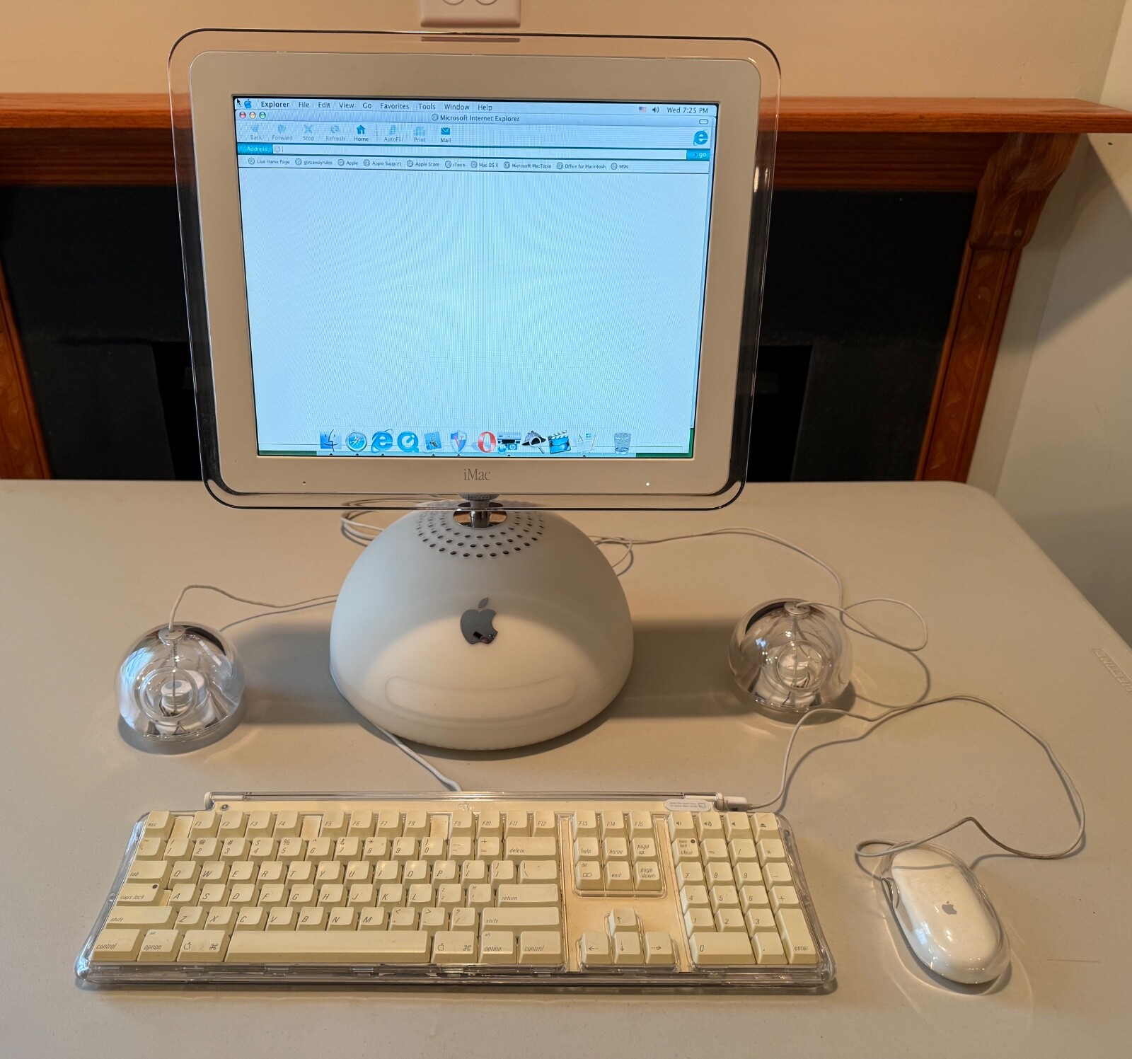 Complete Working Apple Macintosh iMac 512 MB 10.3.9 15” Mac