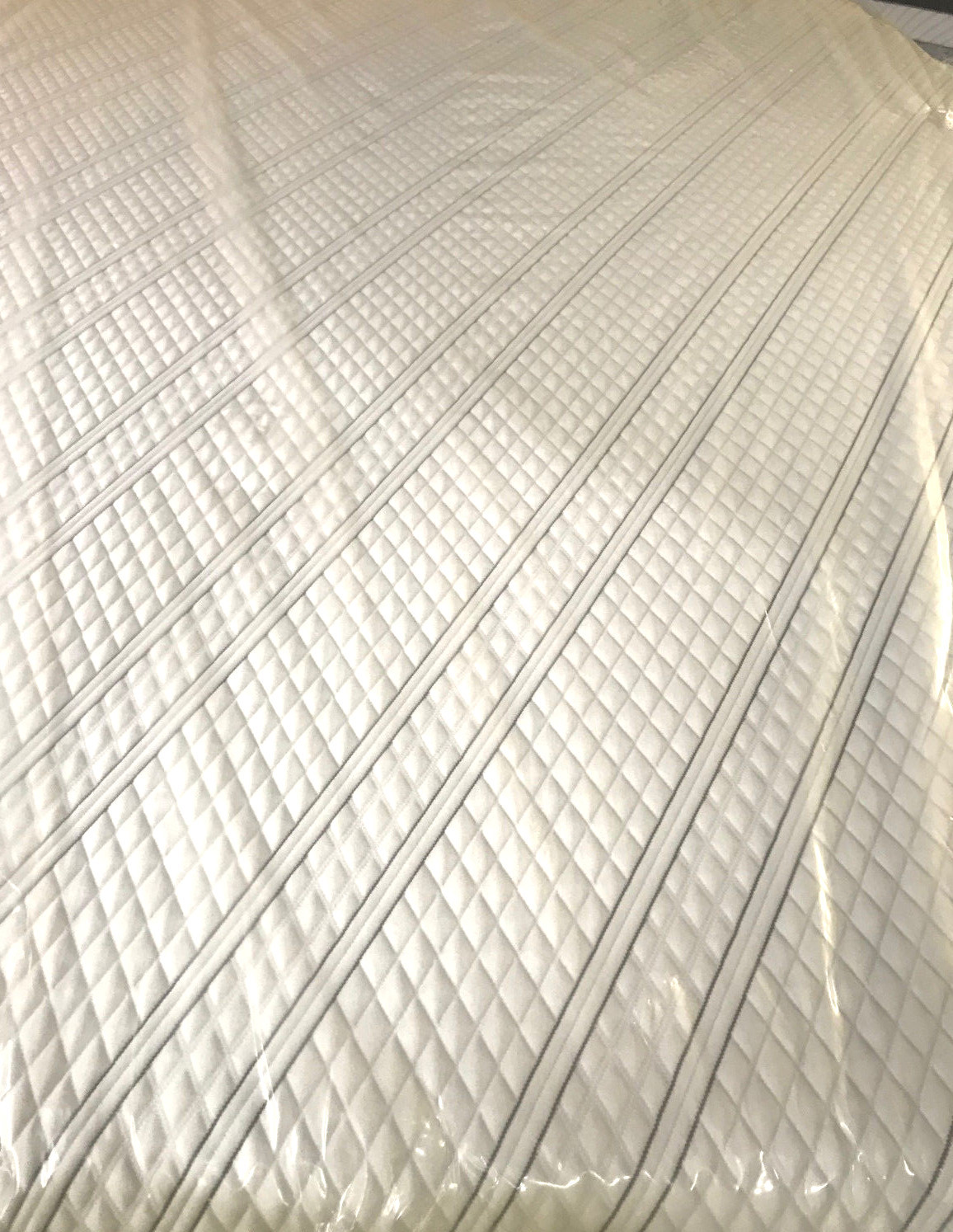 SIMMONS BEAUTYREST BLACK MEMORY FOAM BlackIce KELSIE KING MATTRESS + BOXS