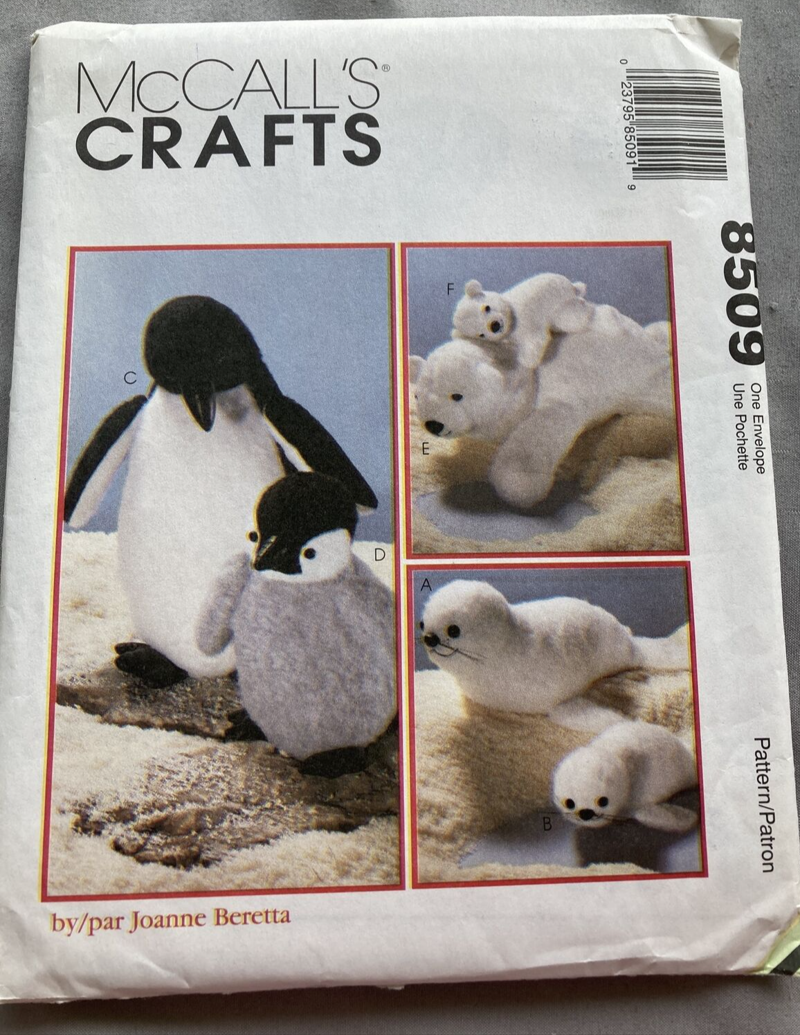 McCall's Pattern 8509 STUFFED SEALS PENGUINS POLAR BEAR Mothers & Babies  Uncut