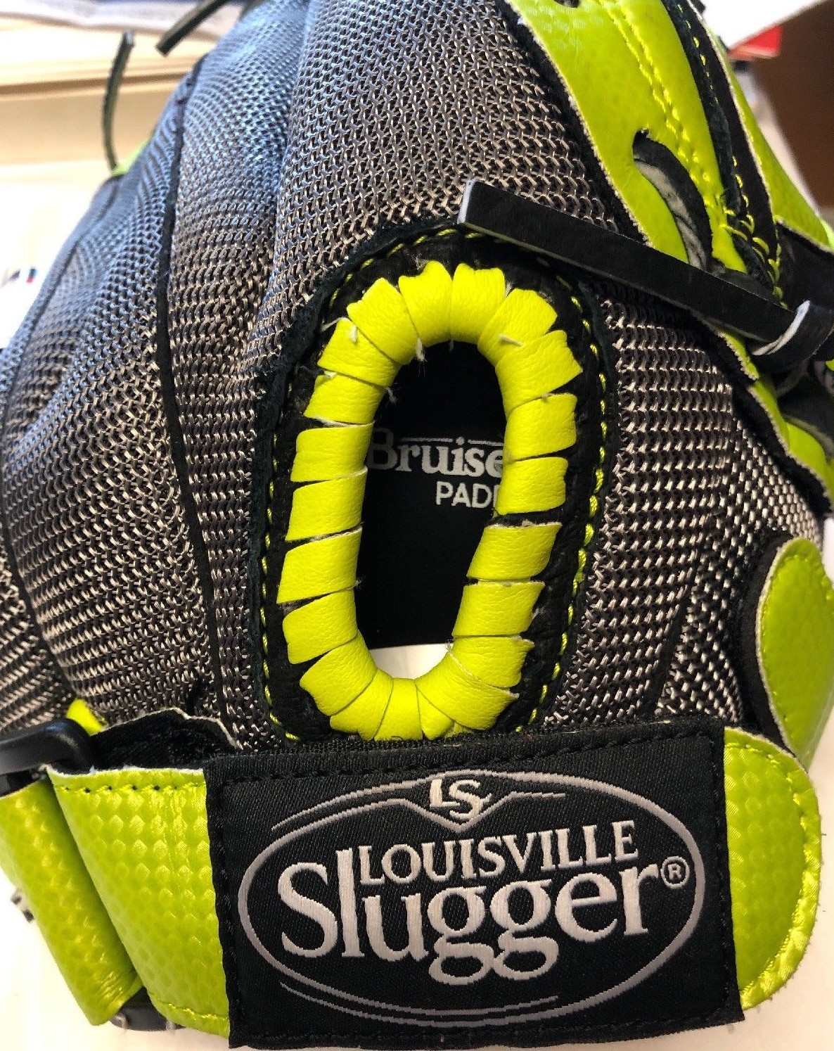 Louisville Slugger Diva Series 11.5
