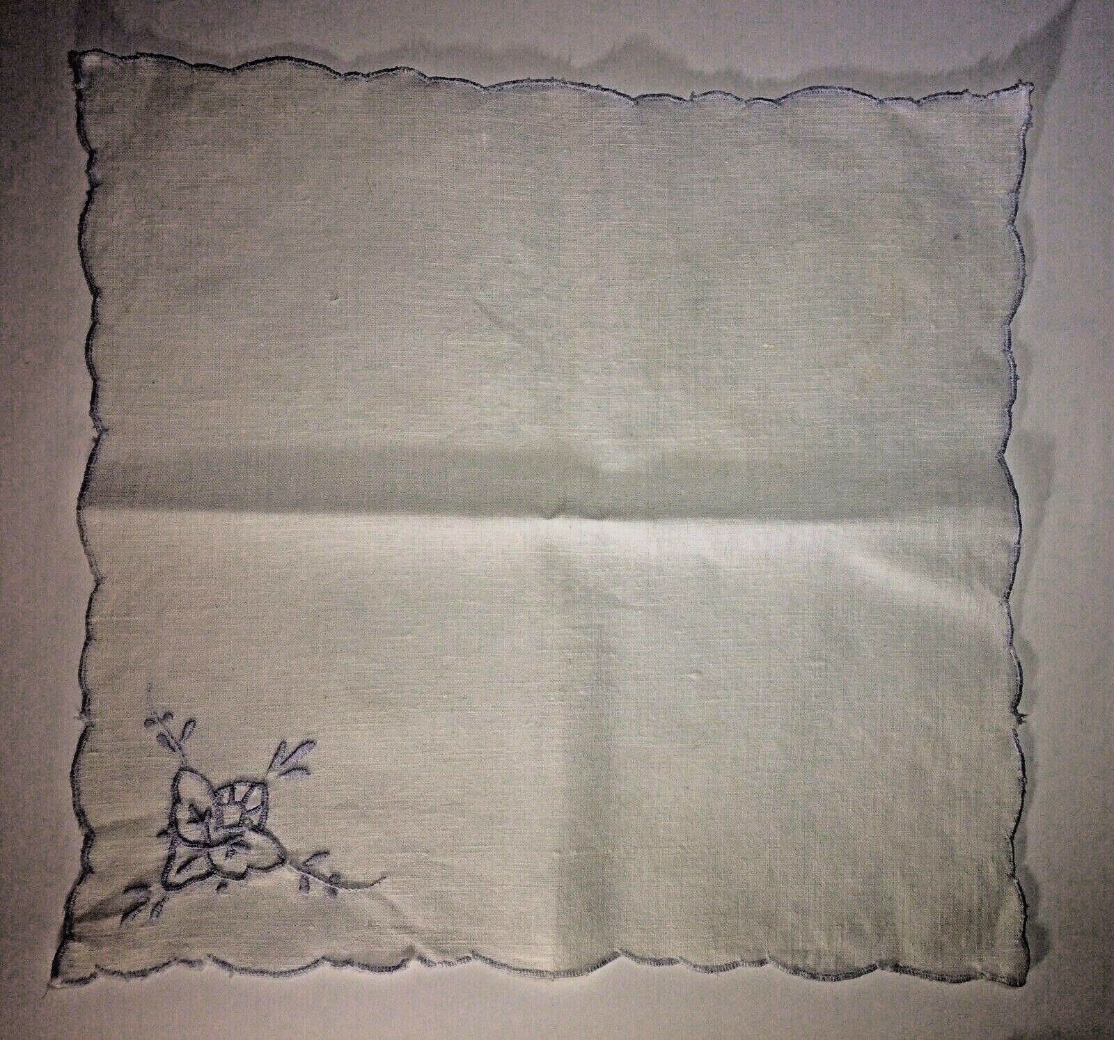 Vintage White Napkins Blue Embroidered Linen Set of 4 10