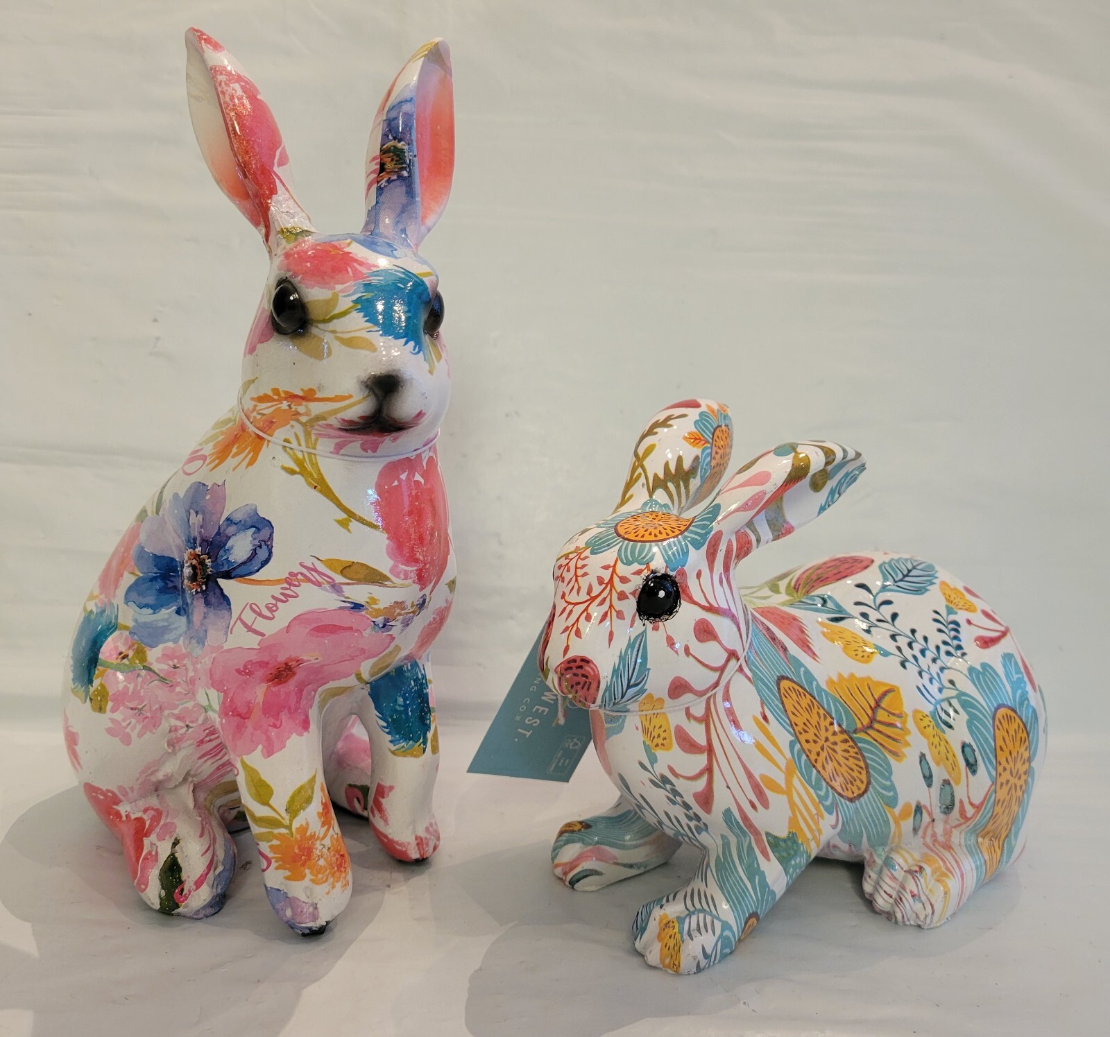 Queenwest Trading 2 Sitting Bunnies Floral Painted Easter