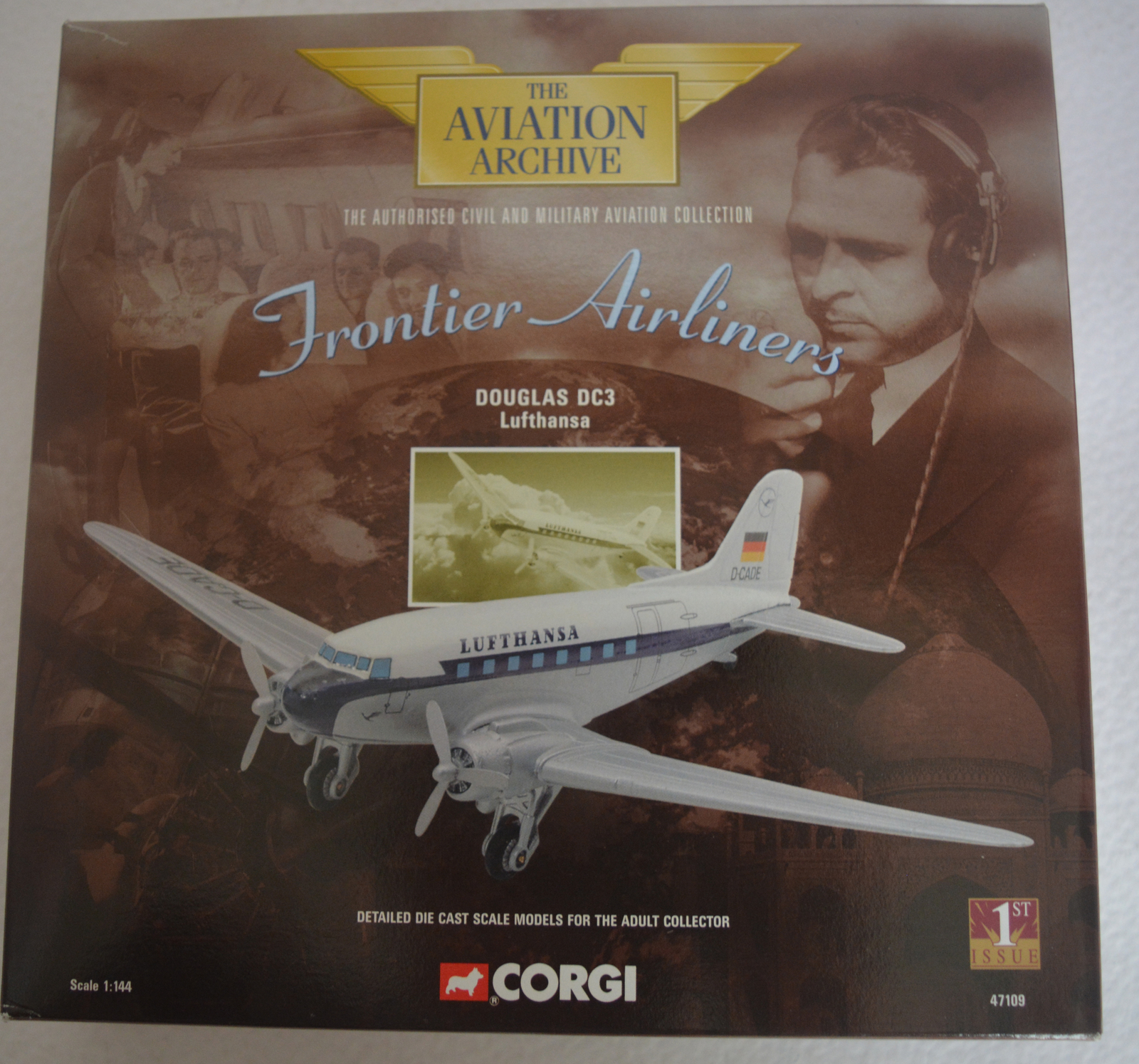 航空機・ヘリコプター CORGI 1/144 Lufthansa Douglas DC3 Amazon.com: for Corgi for Aviation for Douglas DC3 for