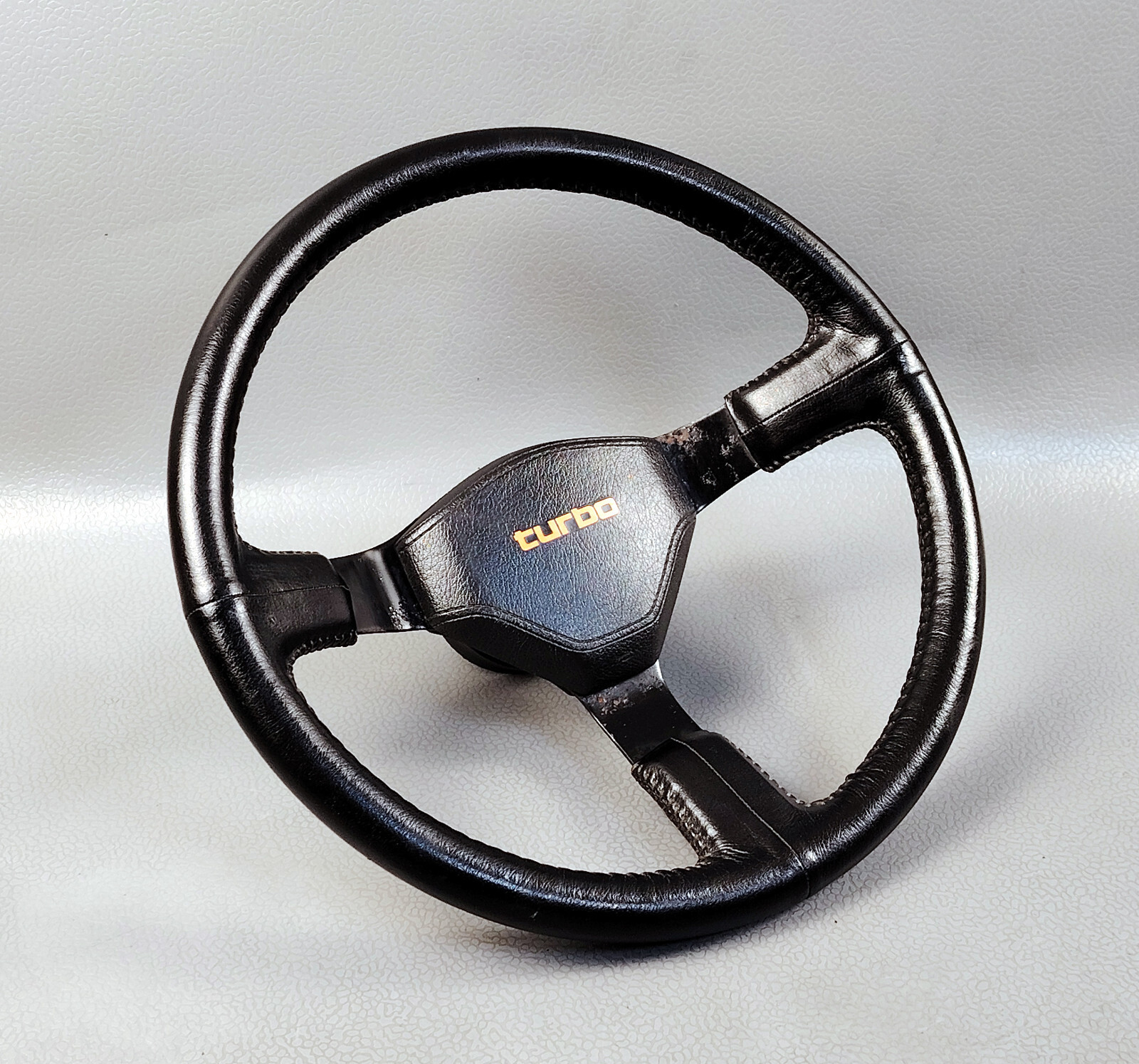 Toyota Corolla AE86 Hachiroku Levin Sprinter Trueno Leather