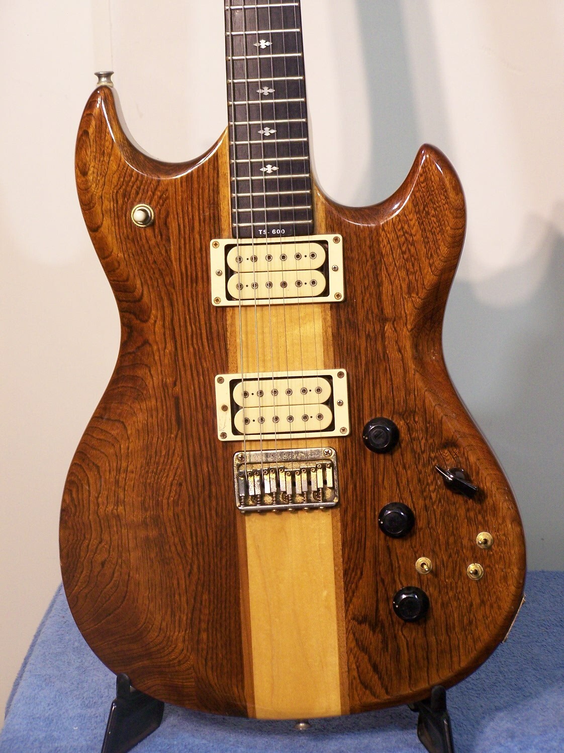 VINTAGE 1970's 80s ARIA PRO II TS-600 ELECTRIC GUITAR JAPAN VINTAGE 1970's 80s ARIA PRO II TS-600 ELECTRIC GUITAR JAPAN