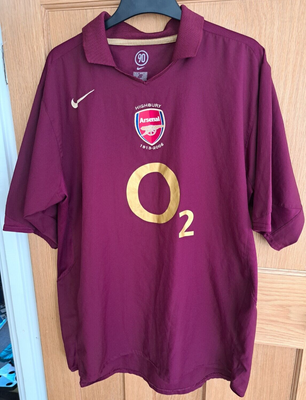 Arsenal sales burgundy kit