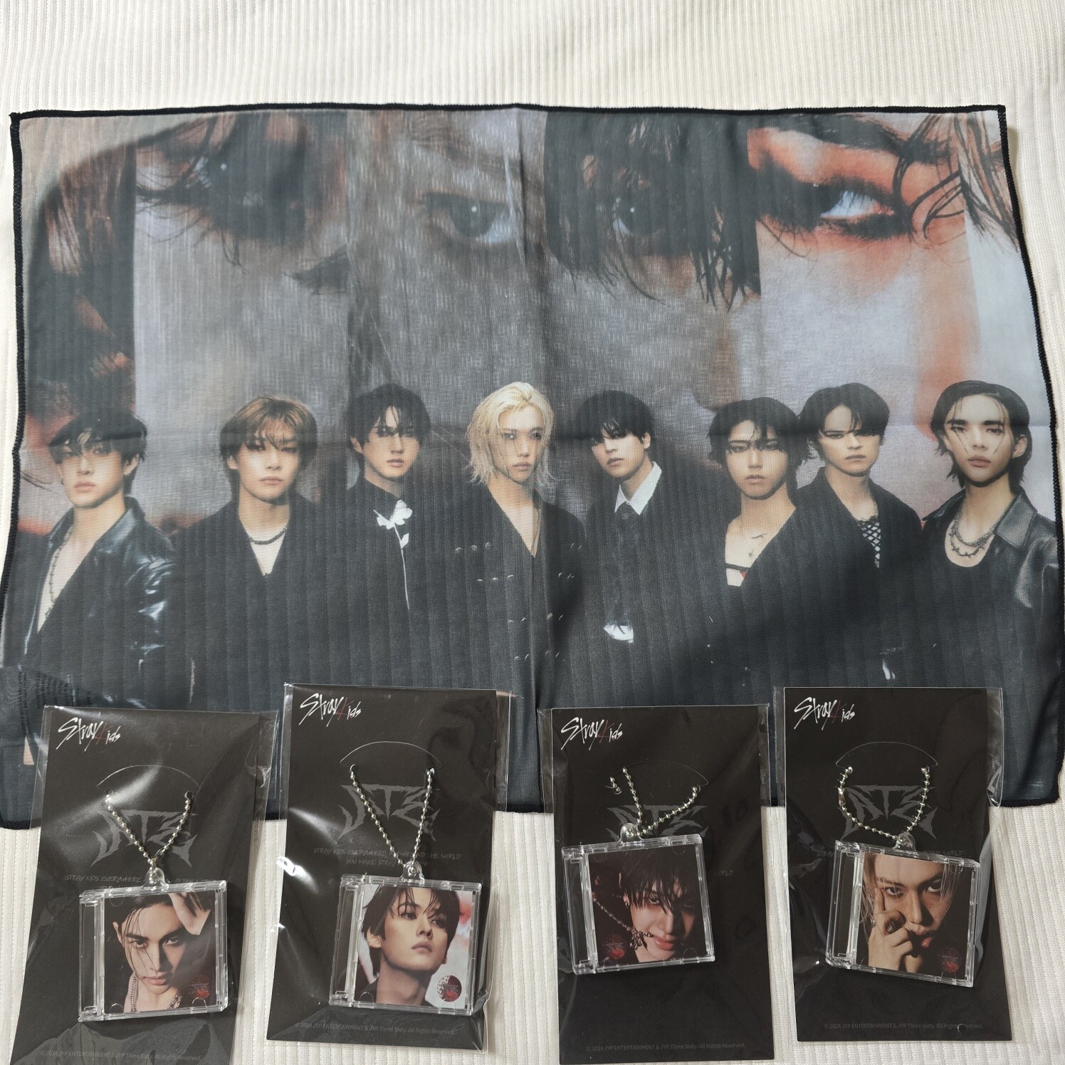 straykids ATE keyring I.N スキズ アイエン トレカ 公式】Stray Kids Mini Album ATE accordion アイエン I N