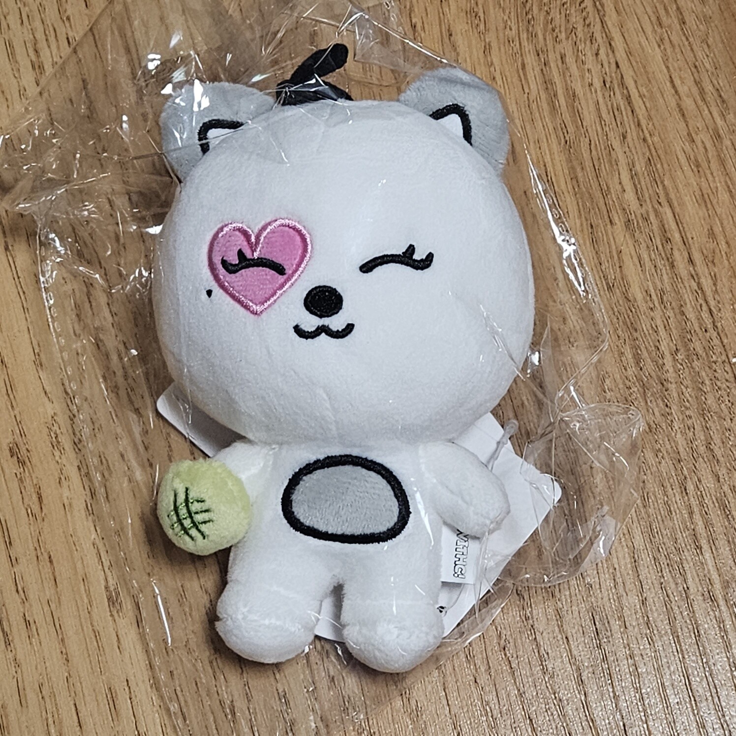新品未開封　STAYC 韓国 ポップアップ WITHC　セウン　ぬいぐるみ 新品未開封 STAYC 韓国 ポップアップ WITHC セウンぬいぐるみ