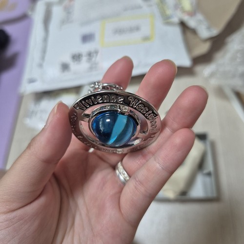 Vivienne Westwood small orb necklace silver light blue Vivienne Westwood small orb necklace silver light blue