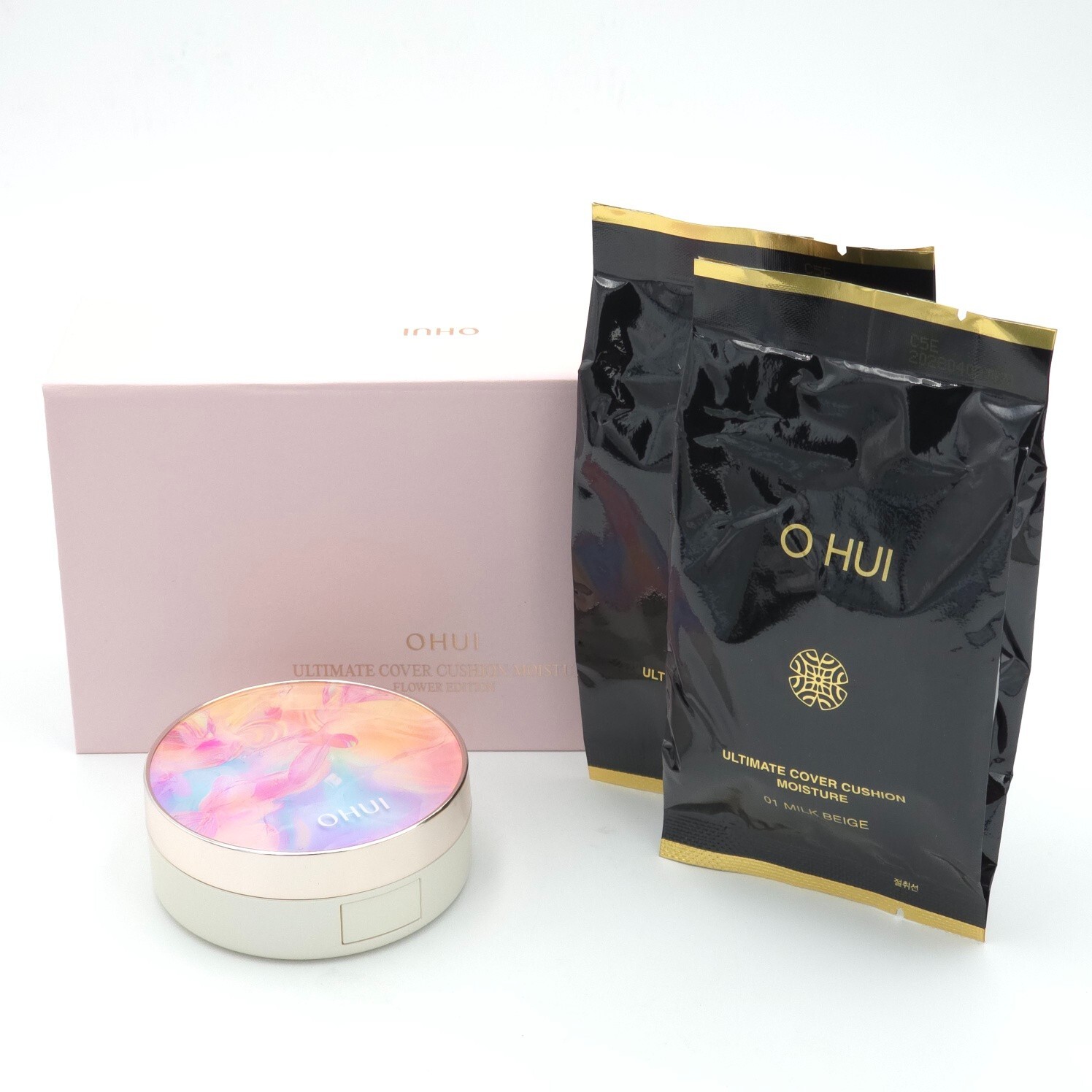 O HUI Ultimate Cover Cushion Moisture Flower Edition #01