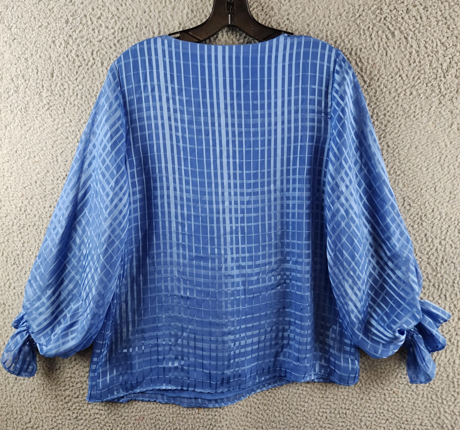 Vince Camuto Printed Puff Sleeve Top Women's Medium Oceanside Vneck Pullover - Picture 12 of 14