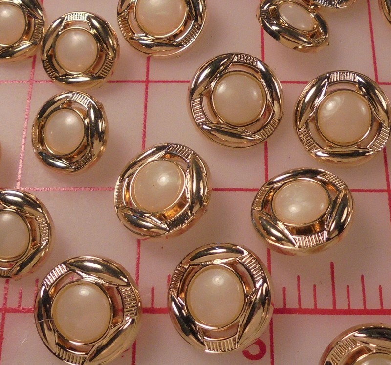 plastic 3 sides5.jpg