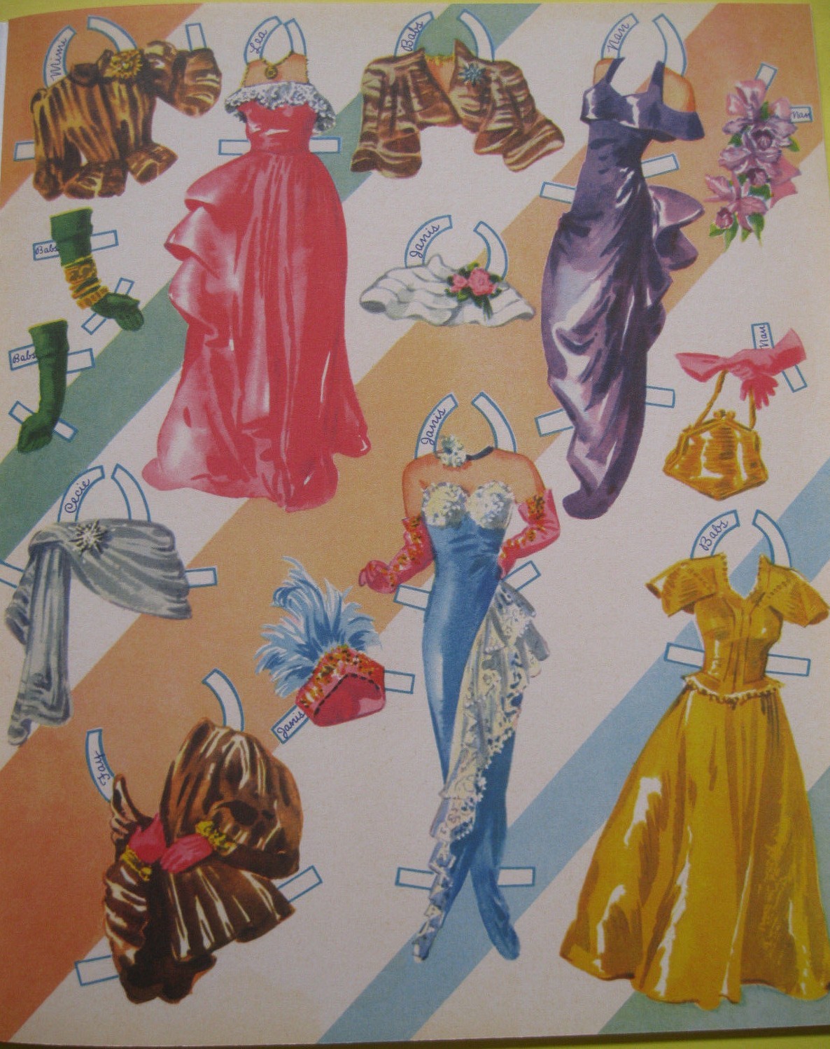 Gorgeous 1940s PERT AND PRETTY Reproduction Paper Doll Book