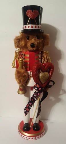 Valentine's Day Teddy Bear Nutcracker Red Hearts Wood 15