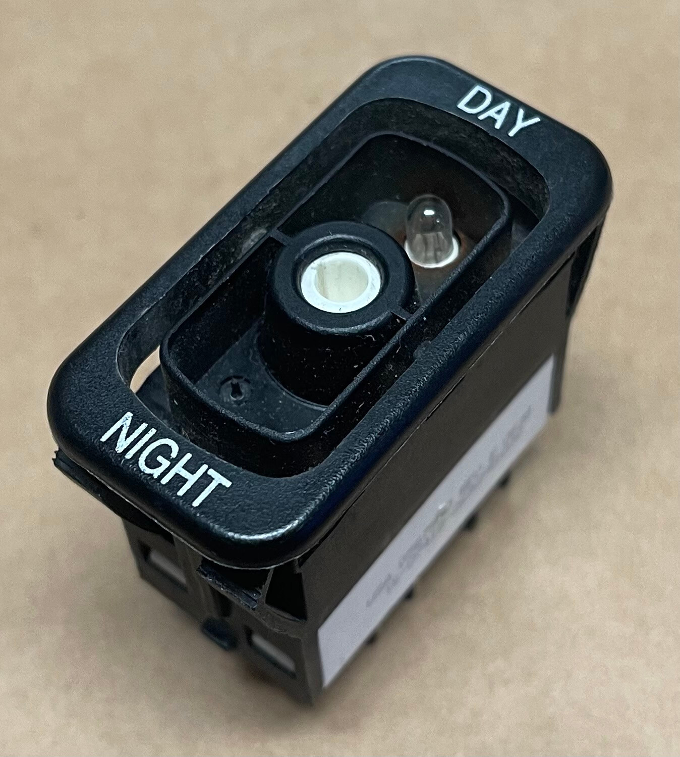PETERBILT Day/Night Lights Rocker Switch 16-07418-2G3GPR1D32