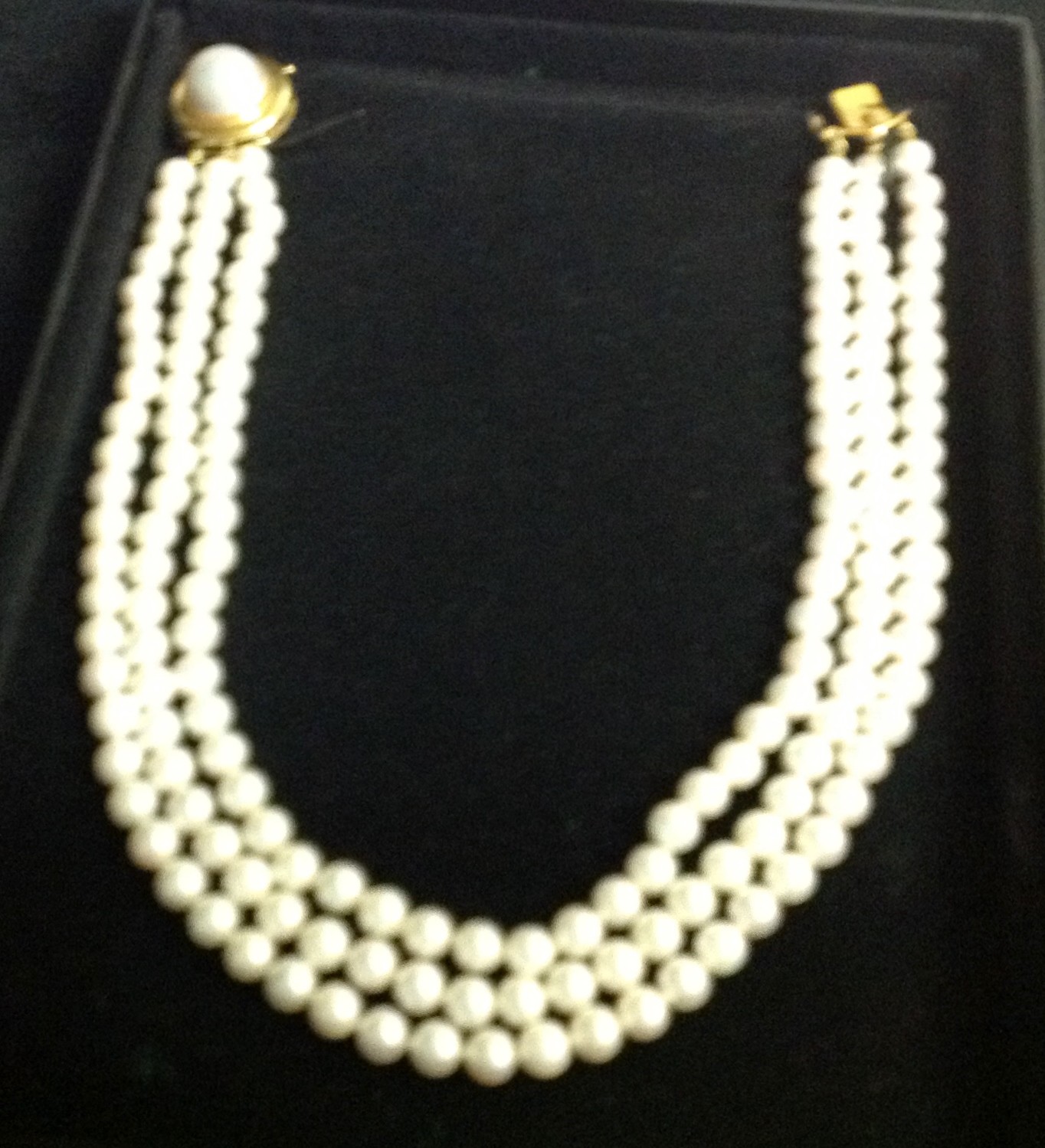 Cultered Pearl Necklace with 14K Gold Clasp