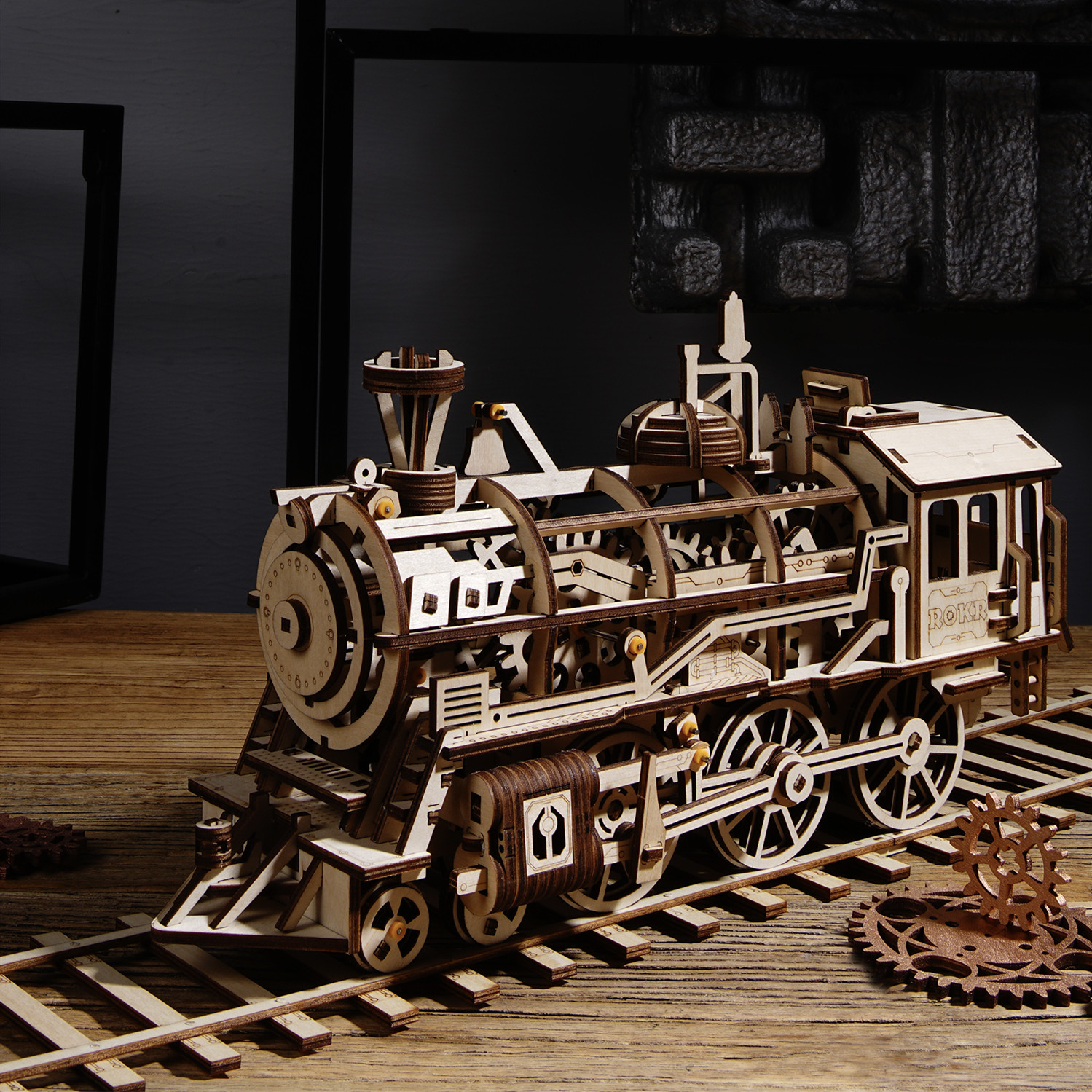 robotime locomotive