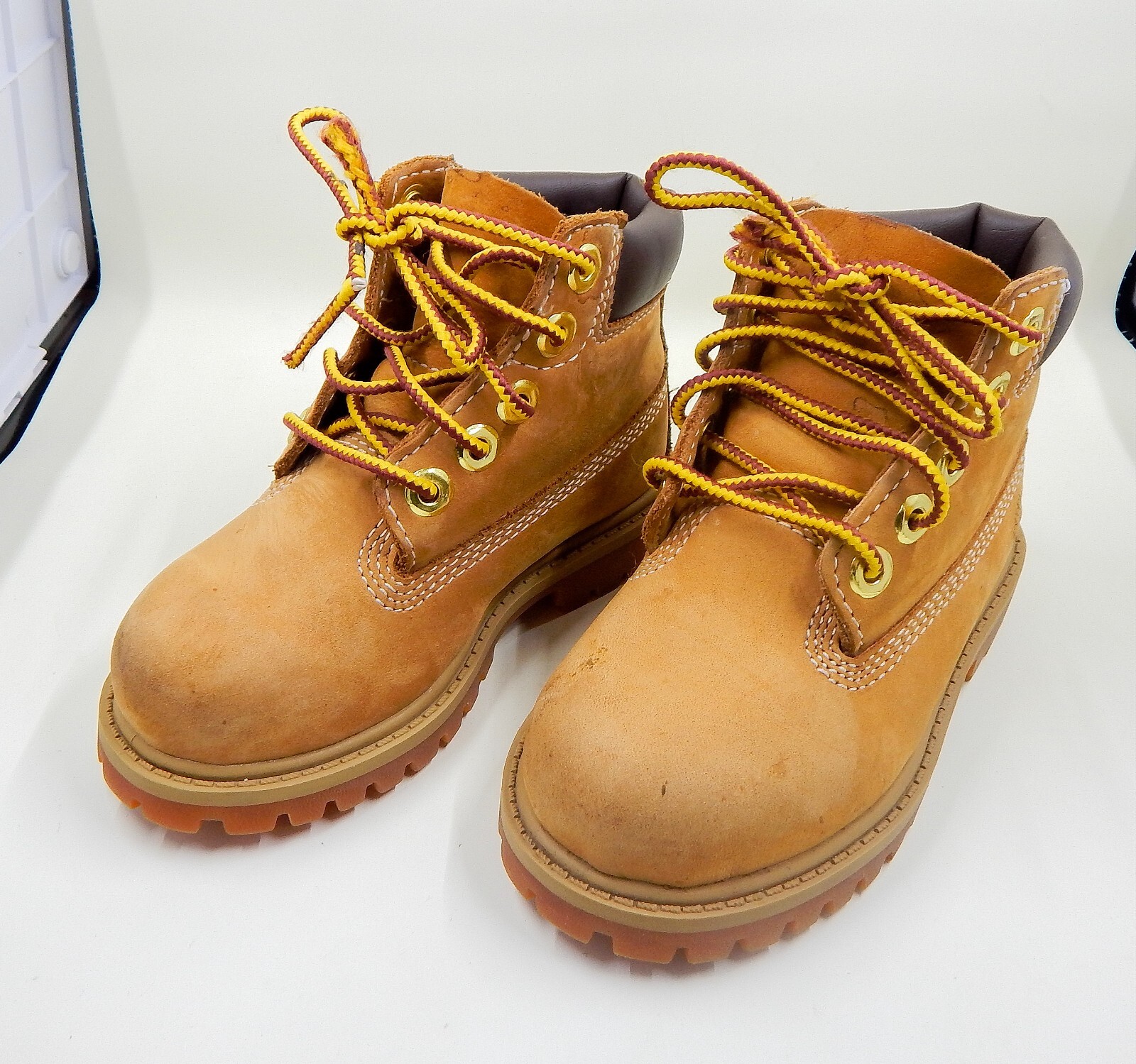 Timberland Classic Boots Boys Toddler SZ 7 Wheat Brown