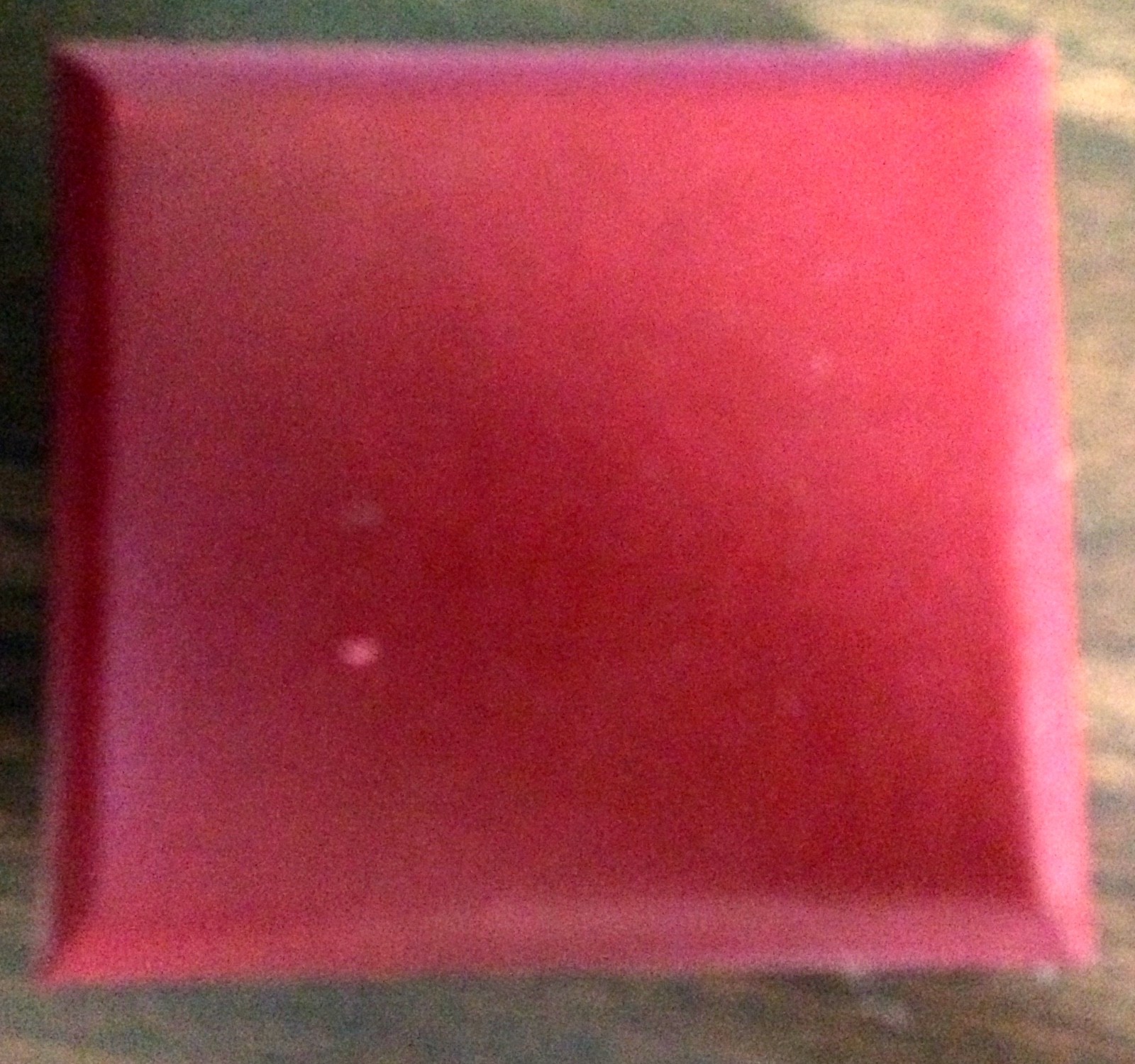 TWO DOLLAR FLAMINGO COIN OF THE BAHAMAS MINTED BY FRANKLIN MINT.