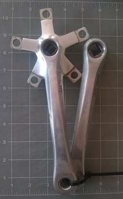 dust caps for Shimano MTB deore xt xtr crankset silver plastic